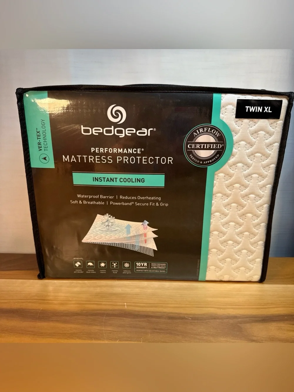 NEW Bedgear Twin XL Ver-Tex Instant Cooling Performance Mattress Protector